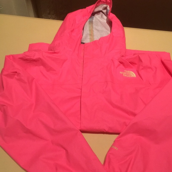 Girls North Face Rain Coat. - Picture 1 of 6